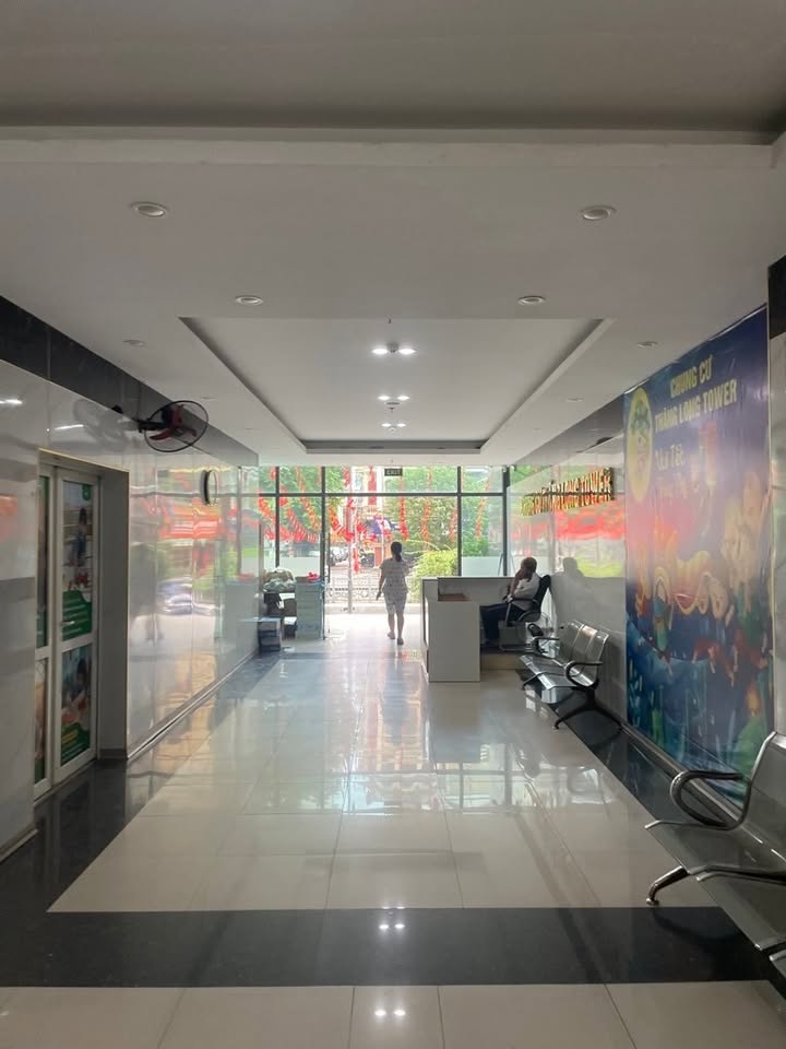 Chung cư Mạc Thái Tổ 82m² giá 5.45 tỷ - Tầng 15 thoáng sáng, vị trí đẹp!