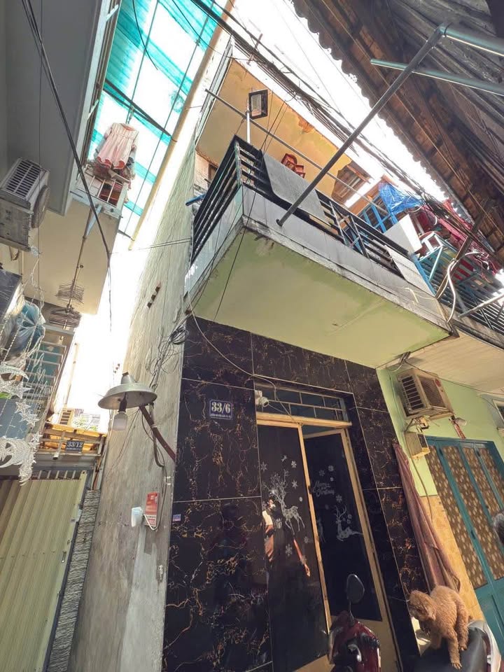 Nhà phố hẻm 33 Đường ven sông Sáng P2 Q8 14.19m² giá 1.98 tỷ - Sổ hồng riêng, công chứng ngay!