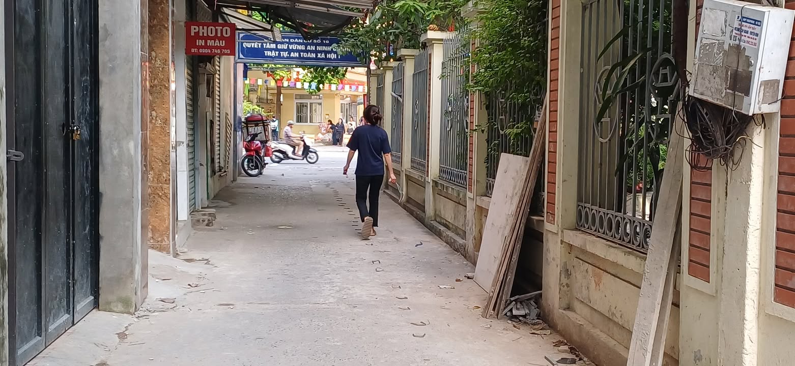 Nhà lô góc Dương Văn Bé 33m² giá 8.5 tỷ - Đầu tư sinh lời ngay!