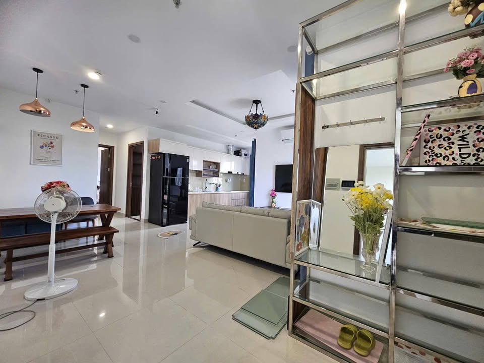 Căn hộ CT9 VDT Nha Trang 2PN giá 14 triệu - Thiết kế sang trọng, đầy đủ nội thất!