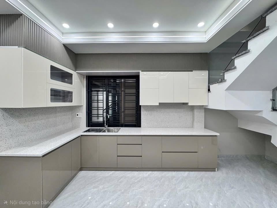 Nhà phố đẹp phố Lạch Tray 45m² giá 3 tỷ - Thiết kế độc lập, phong thủy tốt!