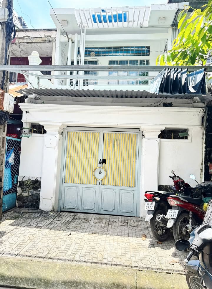 Nhà thuê mặt tiền đường Họ Lê, P.Phú Thạnh, Quận Tân Phú - Kinh doanh online thuận lợi!