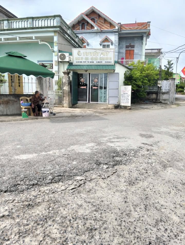 Đất mặt đường xã Yên Mỹ 150m² giá 1.4 tỷ - Vị trí kinh doanh đắc địa!