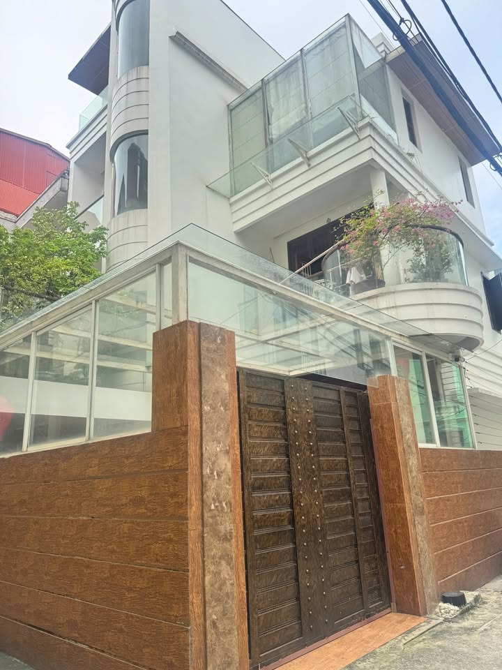 Biệt thự Nghĩa Đô, Cầu Giấy 150m² giá 42.9 tỷ - Lô góc đẹp, ánh sáng tự nhiên!