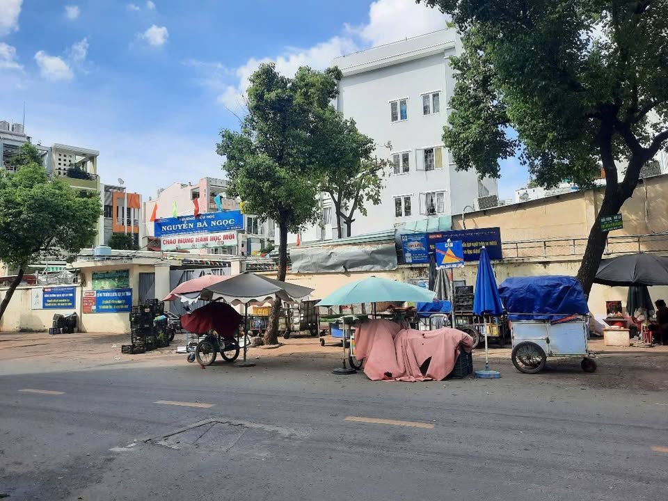 Nhà phố Hoàng Hoa Thám, Bình Thạnh 41.8m² giá 4.5 tỷ - Tiện ích đầy đủ, gần trung tâm!