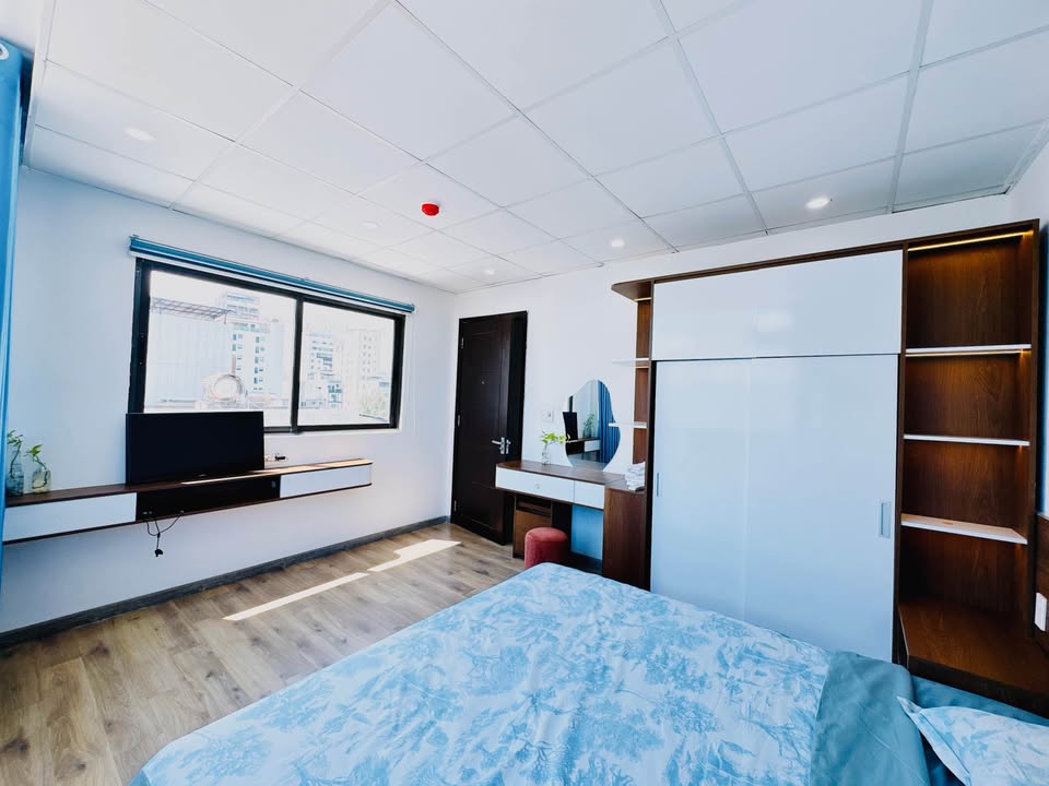 Cho thuê Penthouse 2 phòng ngủ tại Đinh Thị Hoà, Sơn Trà - Ban công view đẹp!