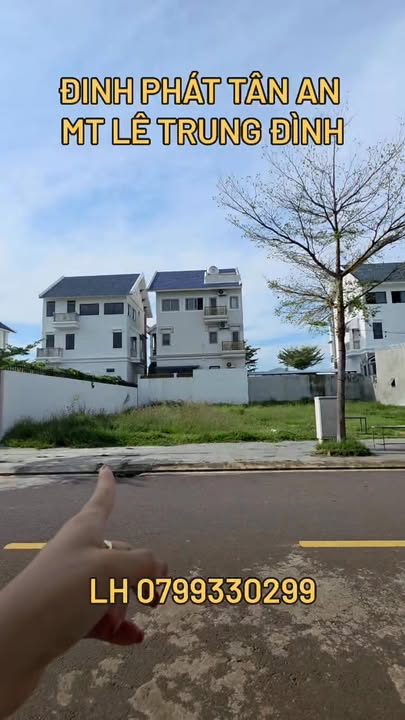 Đất nền Lê Đình Trung, Quy Nhơn 102m² giá 1.8 tỷ - Sổ đỏ chính chủ, bao đẹp!