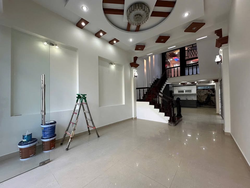 Nhà 4 tầng lô góc tại Văn Cao, Hải Phòng 90m² giá 7.5 tỷ - Đầu tư sinh lời ngay!
