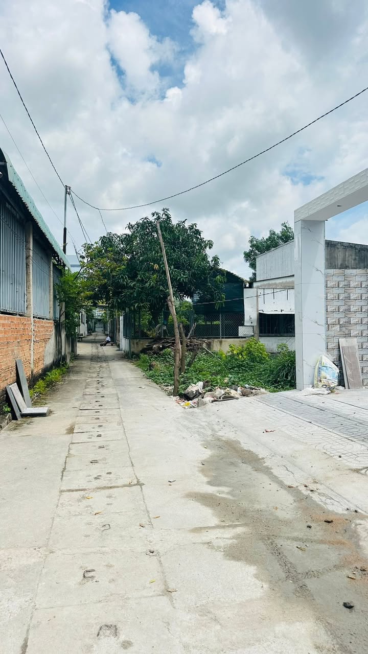 Nhà phố Long Điền 140m² giá 2.1 tỷ - Sẵn sàng vào ở ngay!