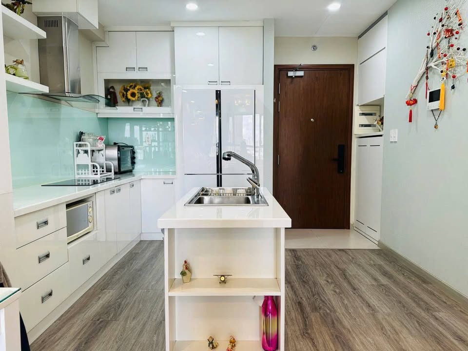 Căn hộ The Gold View 2PN 68m² giá 5.6 tỷ - Full nội thất đẹp, view thoáng!