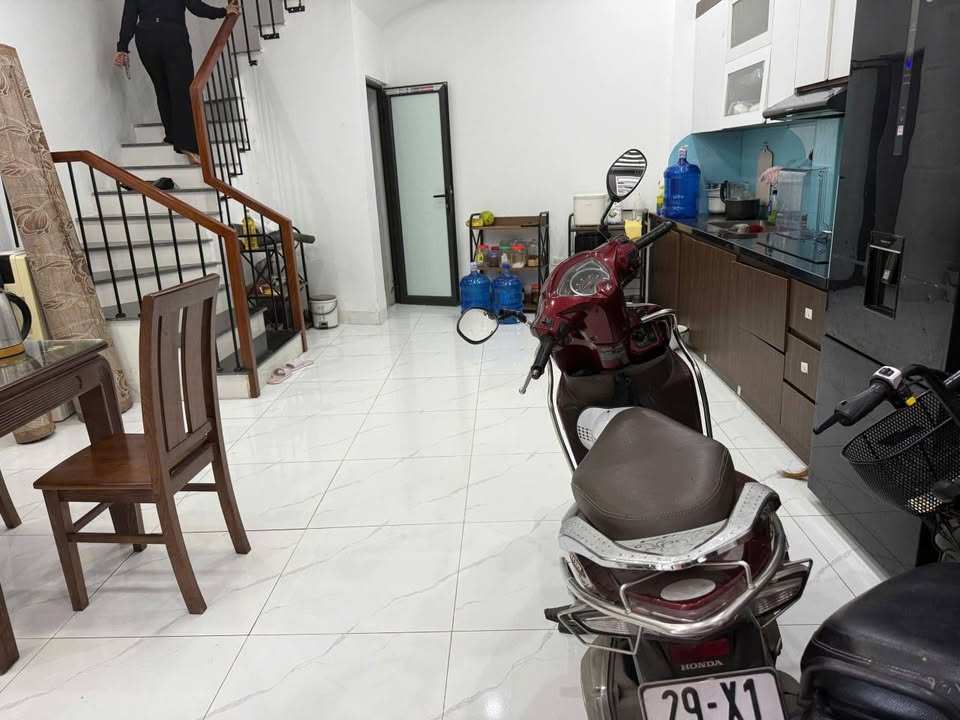 Nhà 5 tầng Mỗ Lao, Hà Đông 33m² giá 6.9 tỷ - Đầu tư sinh lời ngay!