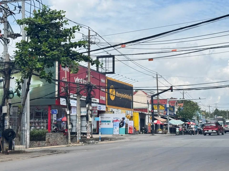 Bán nhà mặt tiền Bùi Văn Hoà 500m² giá 25 tỷ - Tiềm năng kinh doanh lớn!