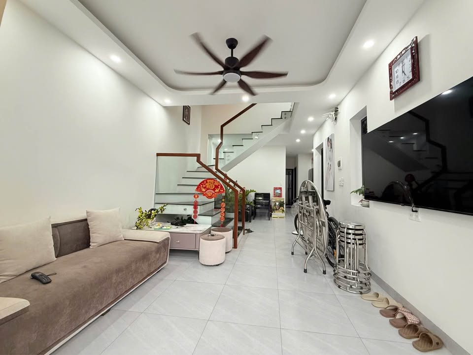 Nhà 2 Tầng Đặng Huy Trứ, Phước Vĩnh, TP Huế 107m² giá 2 tỷ - Sẵn sàng vào ở!