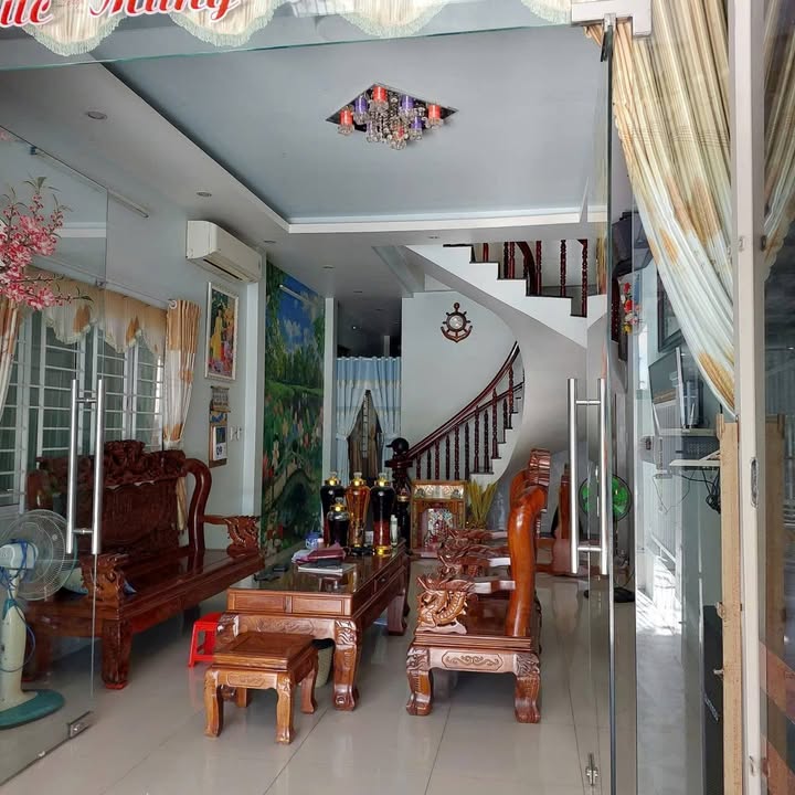 Nhà 1 trệt 1 lầu Tân Phú Đông 168m² giá 3 tỷ - Gần Vincom chỉ 500m!