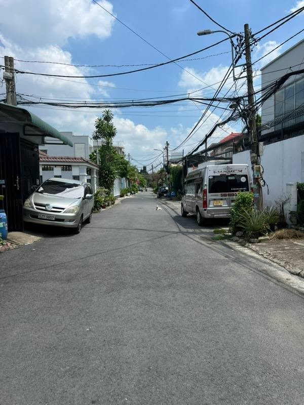 Nhà hai mặt tiền 136m² tại Tam Phú, Thủ Đức - Chỉ 7 tỷ, hẻm xe tải rộng rãi!