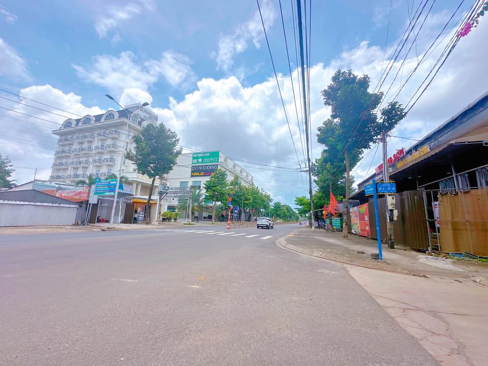 Đất nền 205m² tại phường Long Khánh, giá chỉ 1.7 tỷ - Sổ đỏ chính chủ!