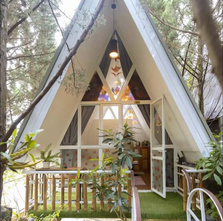 Homestay 11 Phòng Đường 3/4, Đà Lạt 800m² - Kinh doanh ổn định ngay!