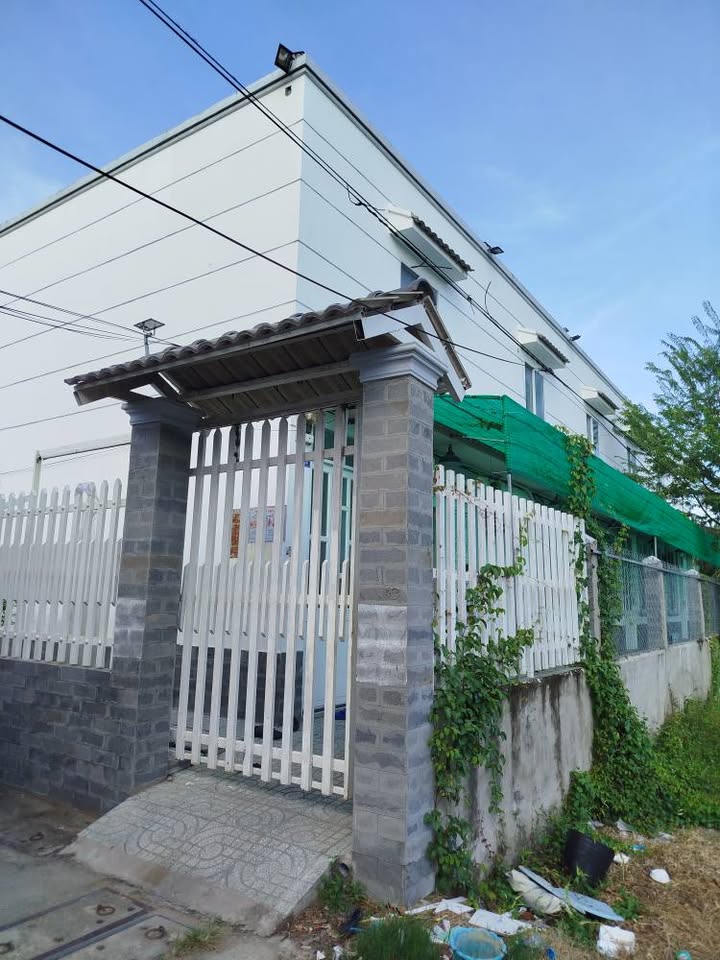 Bán nhà liền kề đường Bạch Đằng, Trà Vinh 335m² giá 3.8 tỷ - Đầu tư sinh lời ngay!