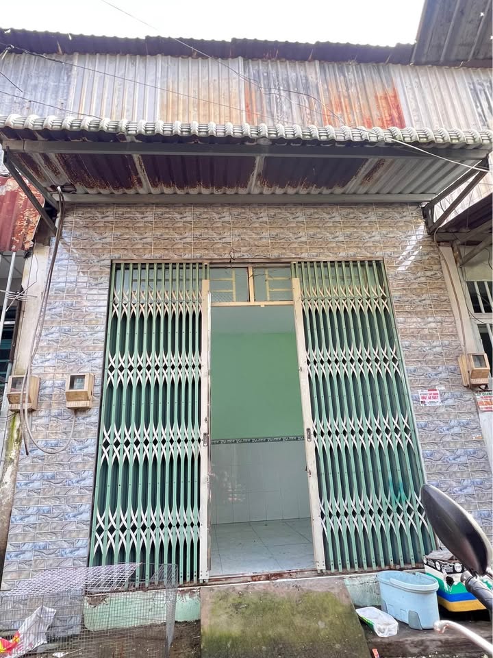 Nhà lầu chính chủ ấp 1, Vĩnh Lộc A, Bình Chánh 40m² giá 950 triệu - Sẵn sàng vào ở ngay!