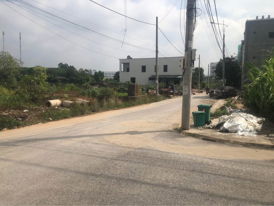 Đất nền tại khu quy hoạch Bờ Siu, 200m², giá 3 tỷ - Đầu tư sinh lời ngay!