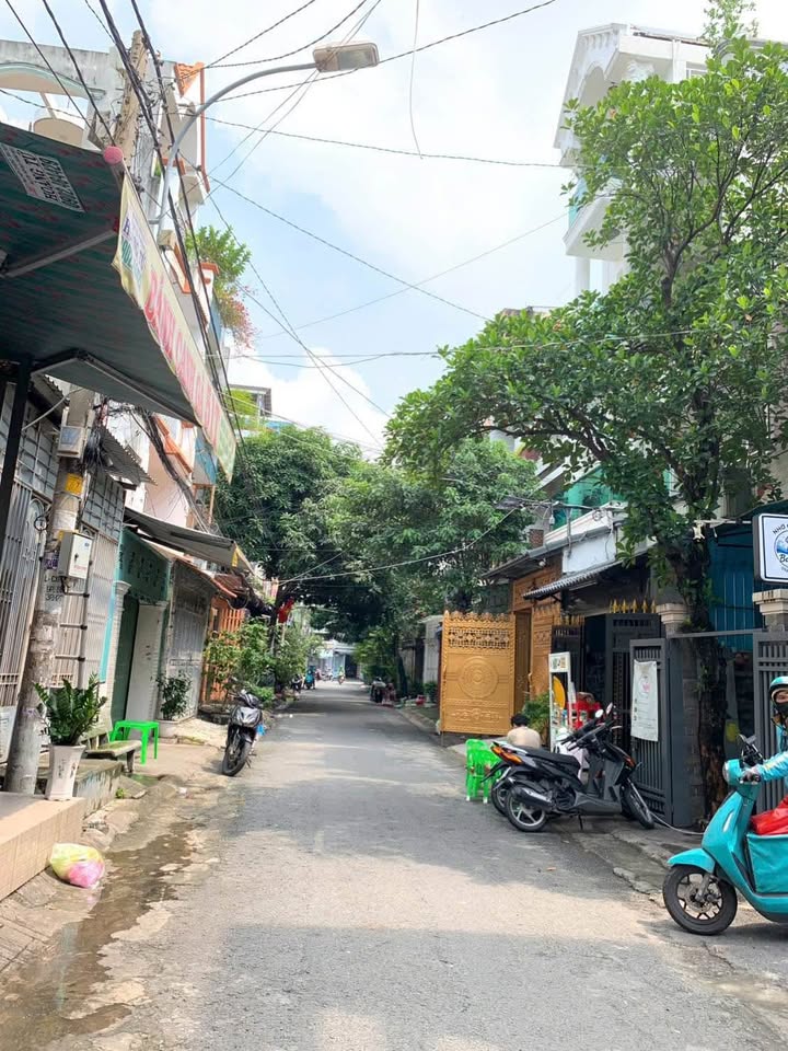 Nhà 3 tầng Cư Xá Phú Lâm D Quận 6, diện tích 64m² giá 9.6 tỷ - Vị trí đắc địa gần chợ