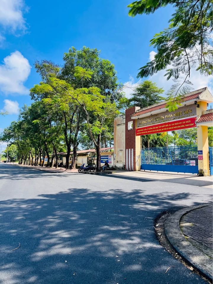 Đất nền Tố Hữu Cà Mau 100m² giá 1.3 tỷ - Sổ hồng chính chủ, hướng Nam thoáng đãng!