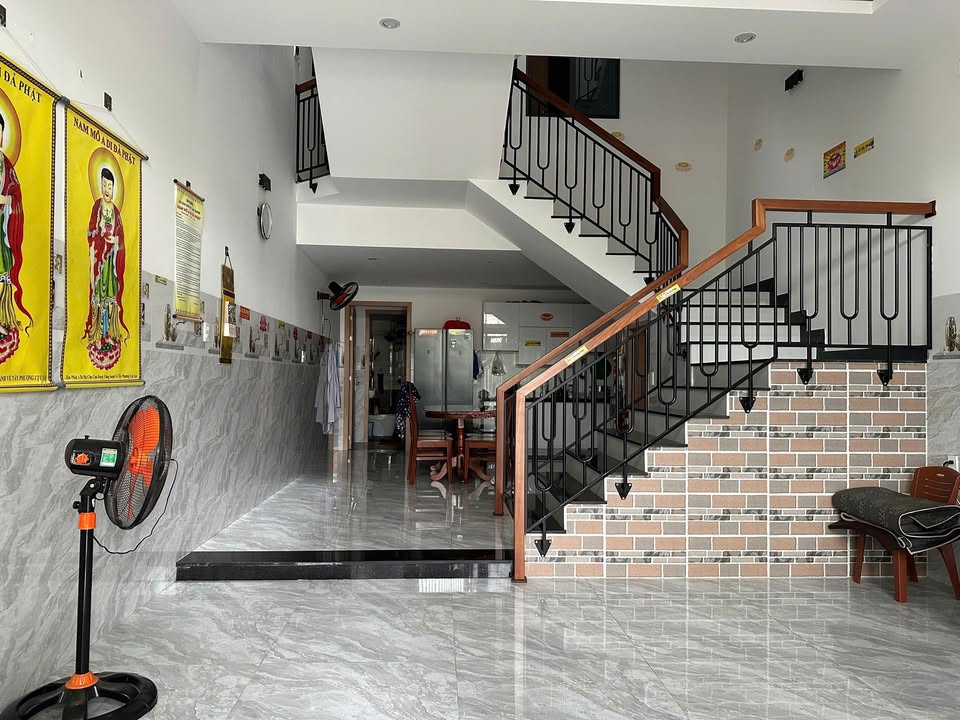 Nhà 3 tầng mặt tiền Khuê Mỹ, Ngũ Hành Sơn, Đà Nẵng - Giá chỉ 8 tỷ!