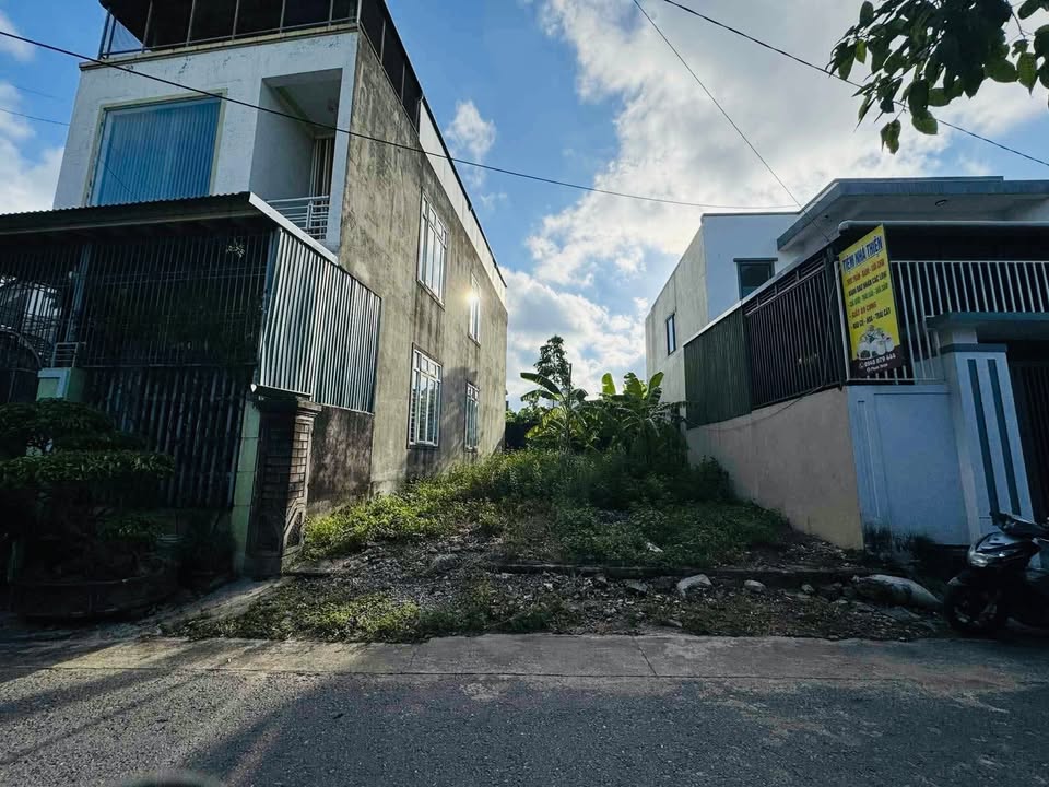 Nhà mặt tiền Hà Huy Tập, Đông Hà 112m² giá 1.7 tỷ - Đầu tư sinh lời nhanh!