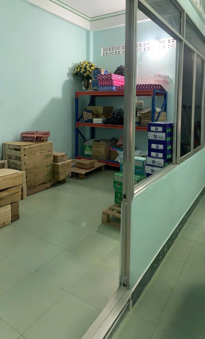 Nhà nguyên căn cho thuê mặt tiền Ngô Gia Tự, 100m² - Phù hợp mở văn phòng hoặc kinh doanh!