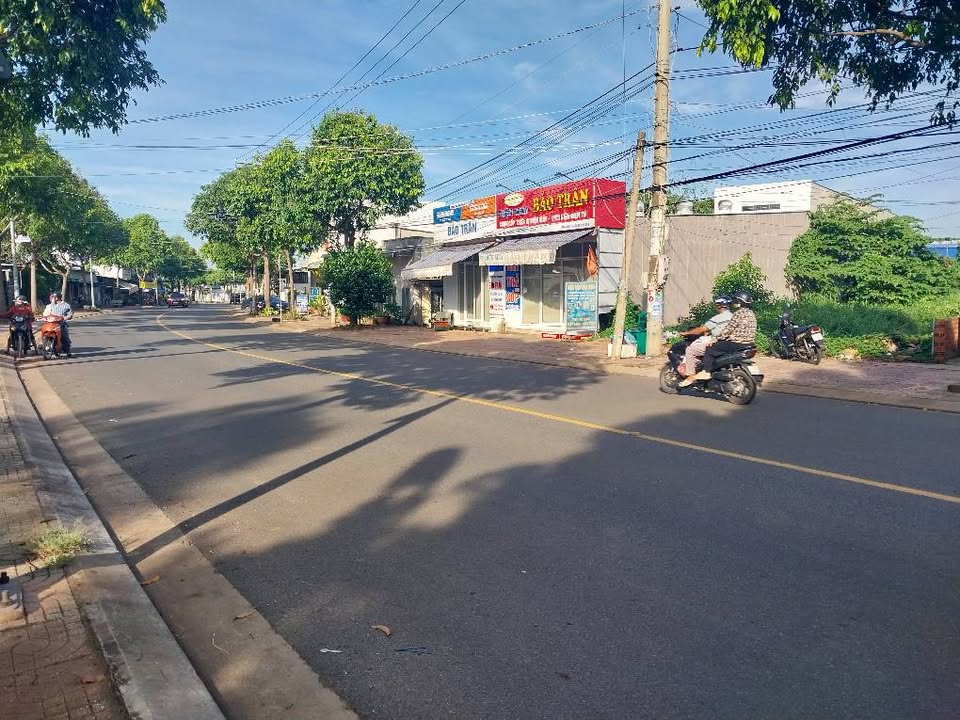 Đất mặt tiền đường Hương lộ 2, TP Bà Rịa 215m² giá chỉ 3.59 tỷ - Đầu tư sinh lời ngay!