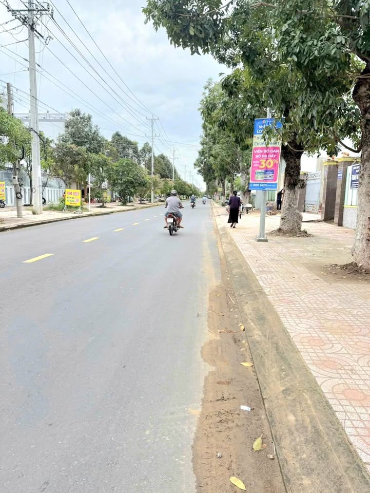 Đất nền Gò Công 100m² giá 520 triệu - Đường xe ba gác, tiện ích đầy đủ!