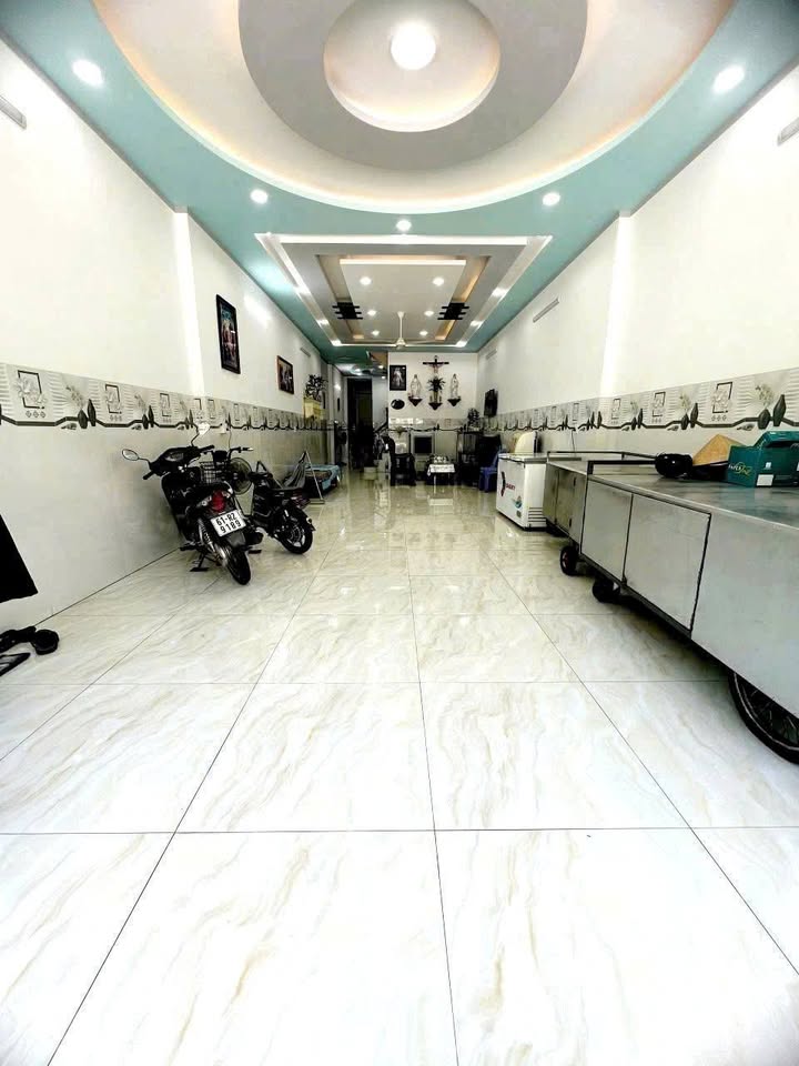 Nhà phố Thới Hòa, Bến Cát 150m² giá 4 tỷ - Thiết kế hiện đại, ô tô vào tận nhà!