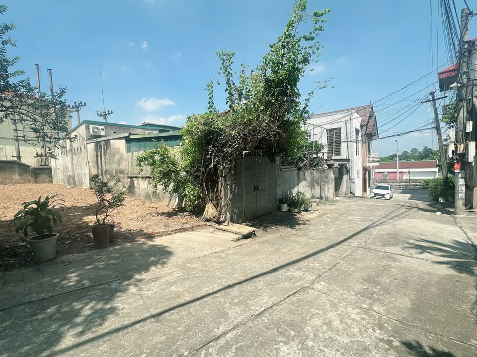 Đất nền khu 3 phường Nông Trang, 83m² chỉ 2 tỷ - Gần ĐLHV