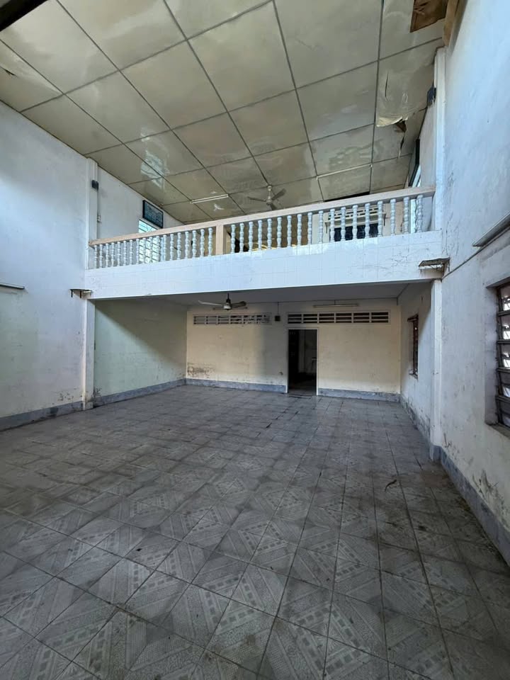 Bán nhà mặt tiền Võ Văn Kiệt, Sóc Trăng 338m² - Giá cực hấp dẫn 5 tỷ