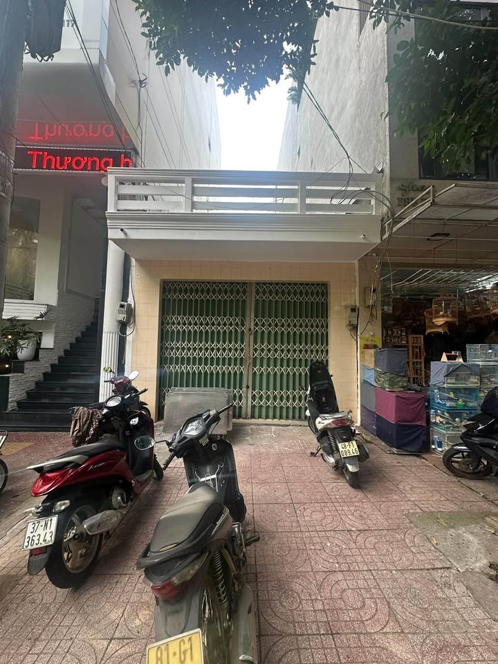 Nhà phố Trần Phú Buôn Ma Thuột 82m² giá 10 triệu - Thích hợp kinh doanh mọi ngành nghề!