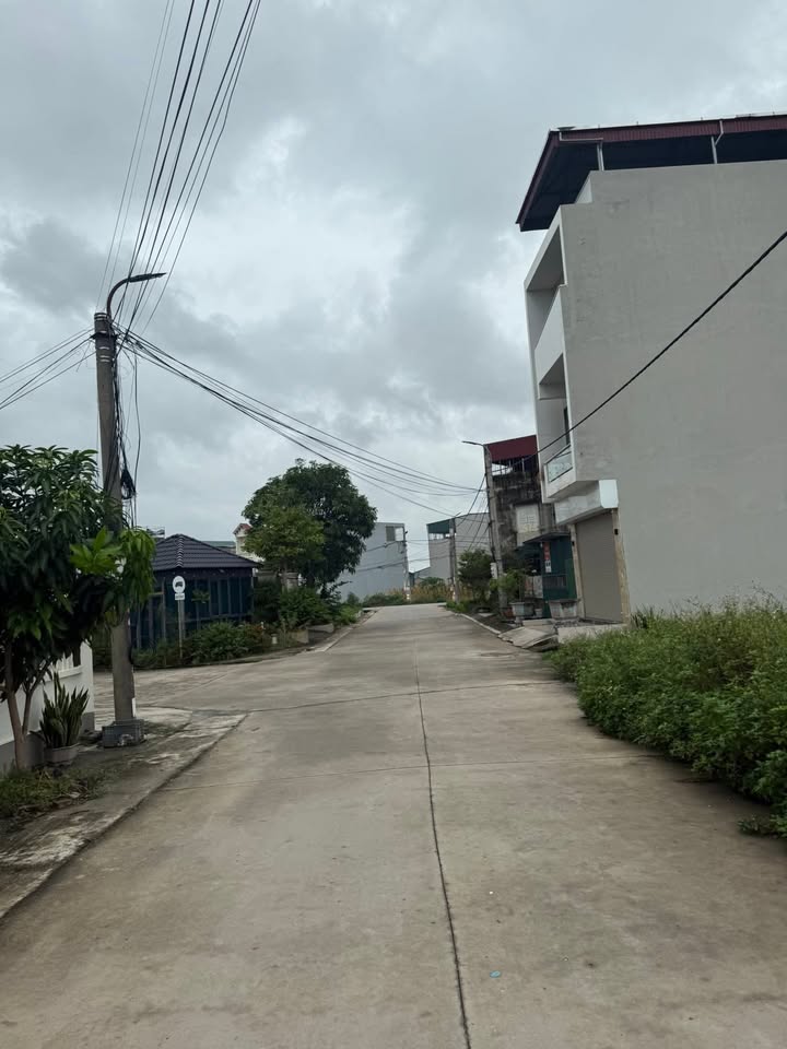 Đất nền Vĩnh Hồng 90m² giá 1.8 tỷ - Ngã 3 thông thoáng, cơ hội đầu tư lý tưởng!