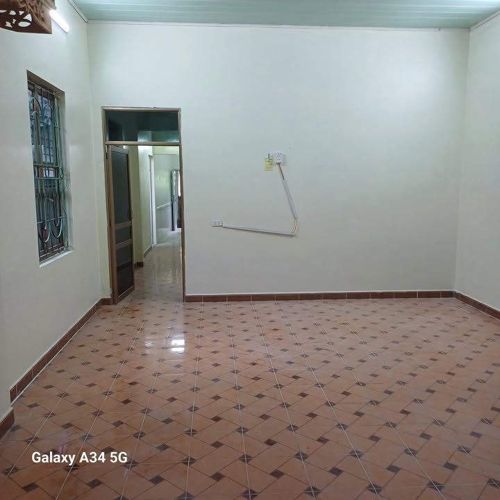 Nhà cấp 4 đẹp đường Bế Văn Đàn, Lai Châu 100m² - Ô tô vào tận nơi!