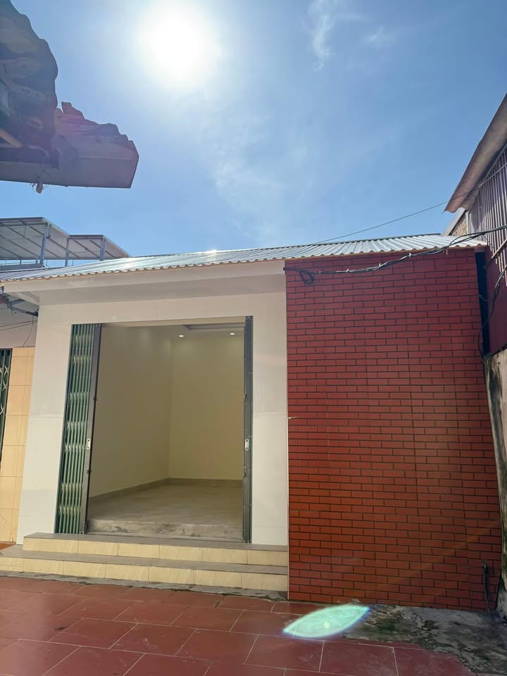 Nhà mới xây phường Thọ Xương 71.5m² giá 1 tỷ - Đường ô tô vào tận nơi!