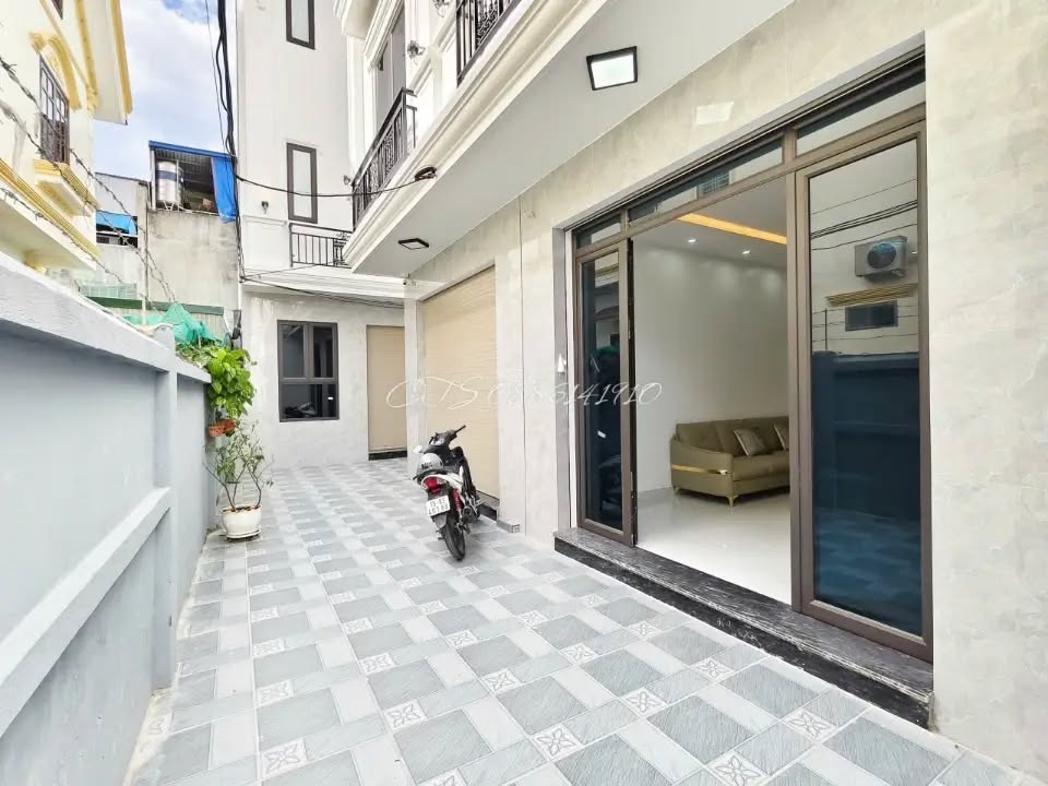 Nhà 3 tầng Khúc Thừa Dụ, Vĩnh Niệm 47m² giá 3.35 tỷ - Gần Aeon Mall!