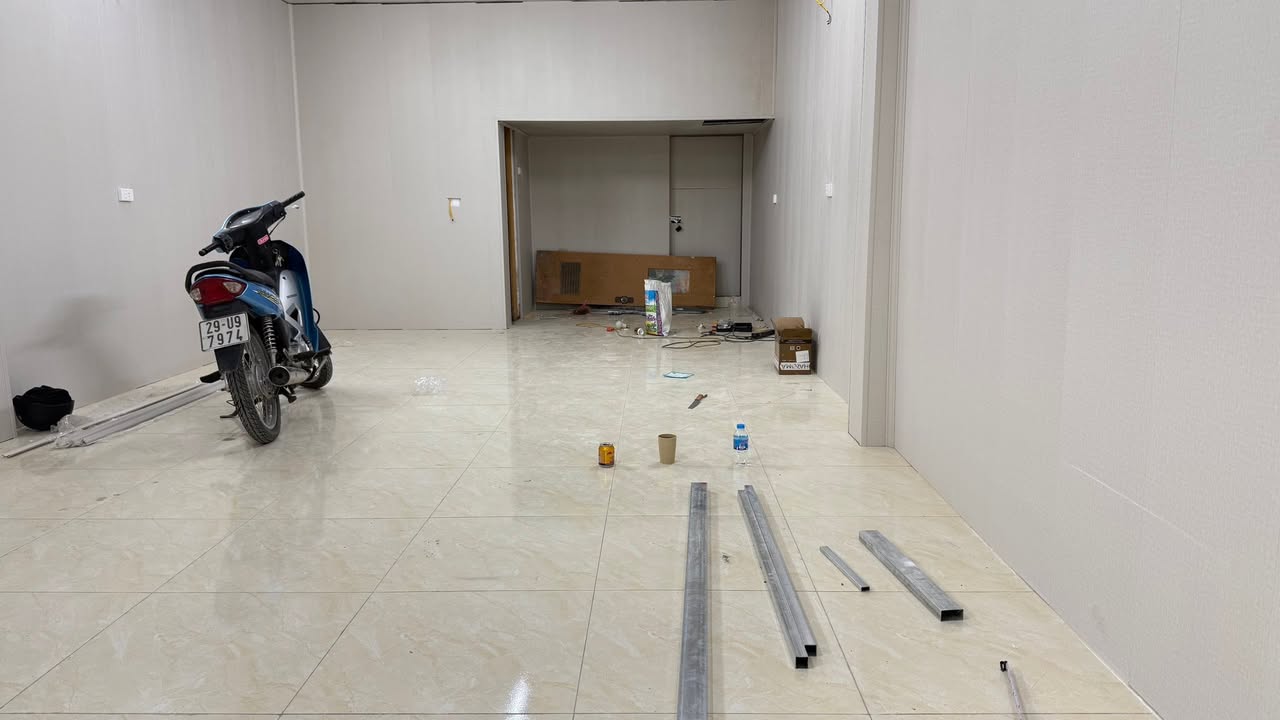 Nhà cấp 4 cho thuê tại Lĩnh Nam, Hoàng Mai, Hà Nội 65m² - Gần Đại học Kinh tế Kỹ thuật Công nghiệp