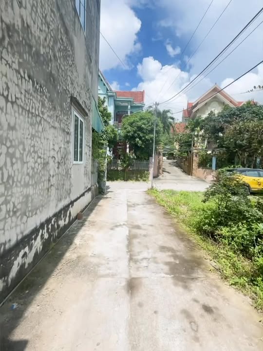 Đất nền Cẩm Phả 387m² giá 900 triệu - Sổ hồng chính chủ, ô tô vào tận nơi!
