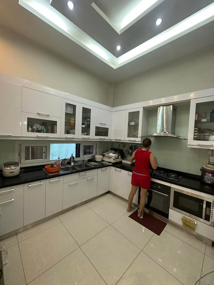 Nhà 5 tầng Phan Xích Long, Phú Nhuận 48m² giá 8 tỷ - Đẹp lung linh, ở ngay!