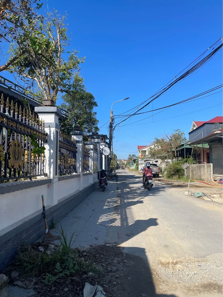 Đất nền Thạch Hà 175m² giá thỏa thuận - Đường rộng 22m, kinh doanh sầm uất!