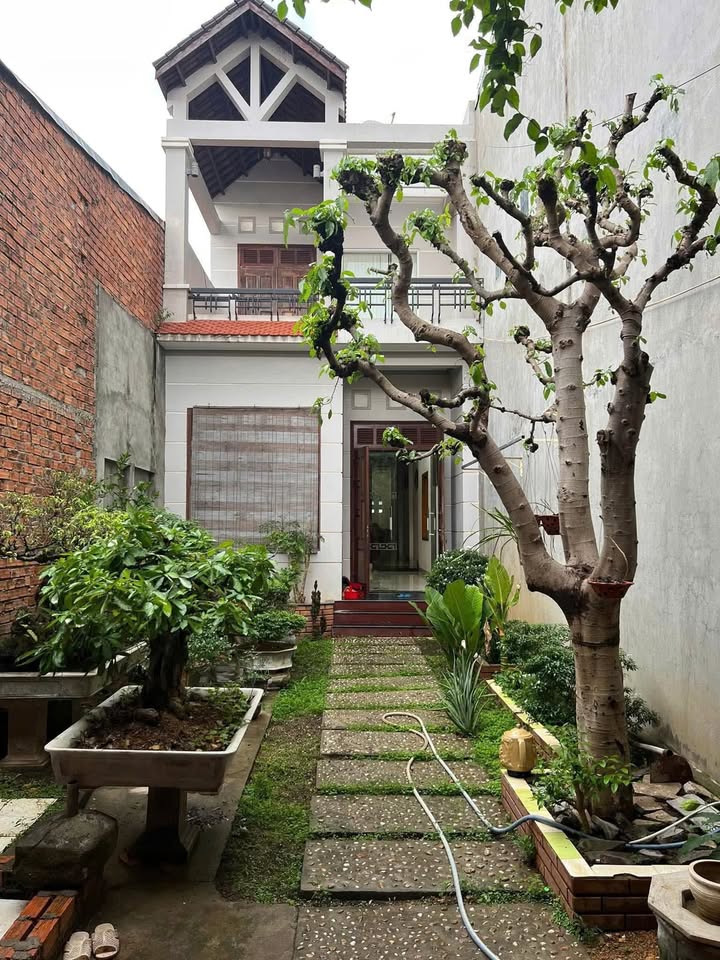 Nhà mặt tiền 2 mặt Nguyễn Tất Thành, Cư Jút 520m² giá 6.5 tỷ - Đầu tư sinh lời ngay!