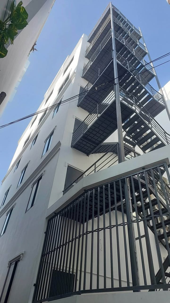 Căn hộ cho thuê tại Phường 17, Gò Vấp 140m² - Nhà mới, đầy đủ tiện nghi