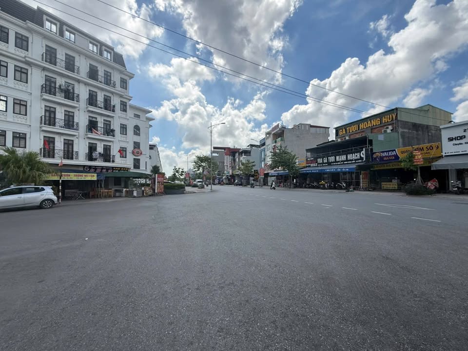 Nhà mặt đường Máng, An Đồng, An Dương 100m² giá 10 tỷ - Đầu tư sinh lời ngay!