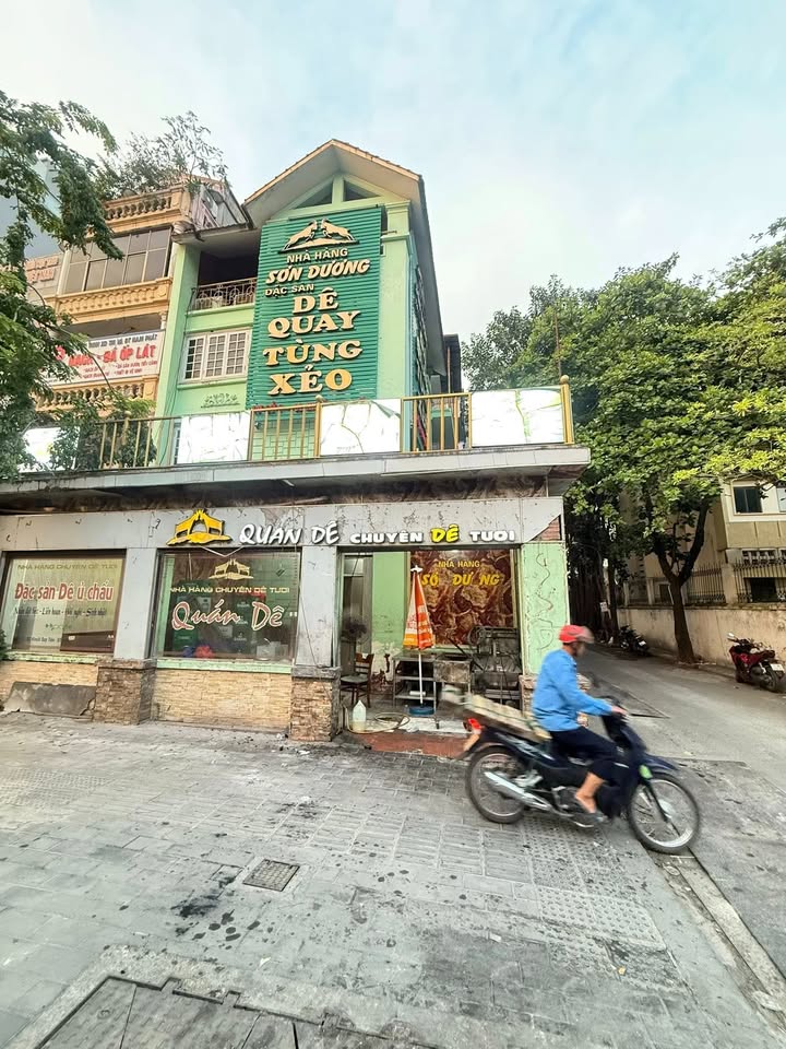Mặt phố Khuất Duy Tiến 156m² giá 50 tỷ - Căn góc kinh doanh sầm uất!