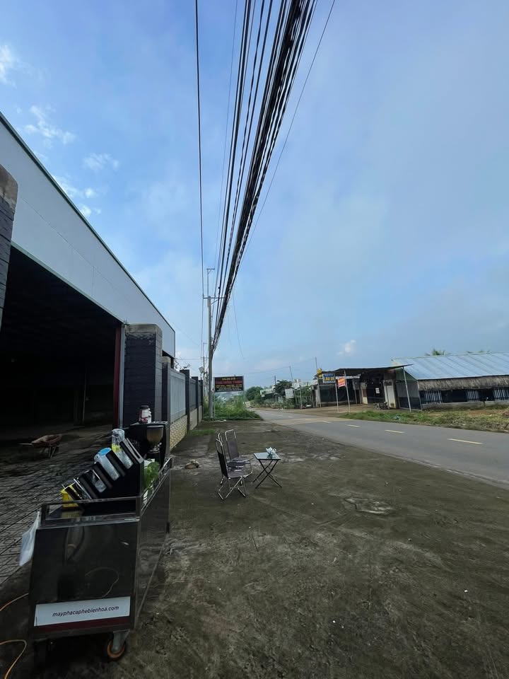 Cho thuê nhà kho mặt tiền đường Hưng Thịnh 1000m² - Phù hợp làm gara xe, kho bãi