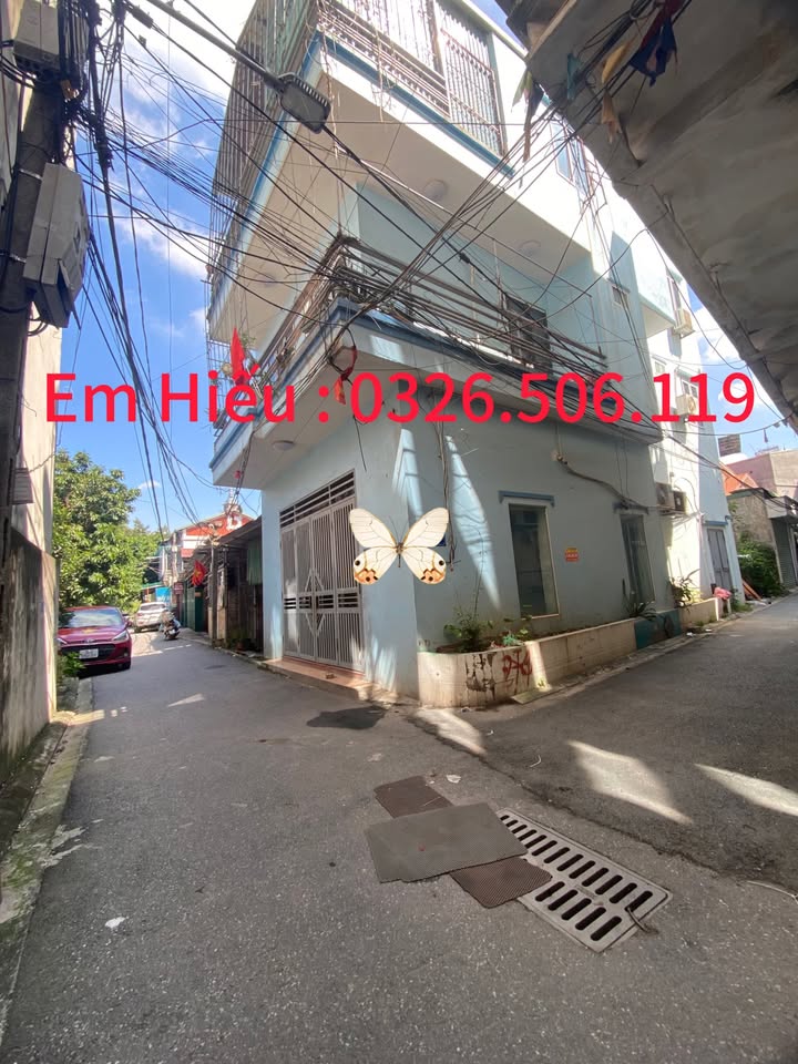 Nhà lô góc 3 tầng Bát Tràng 200m² giá thỏa thuận - Không gian sống lý tưởng!