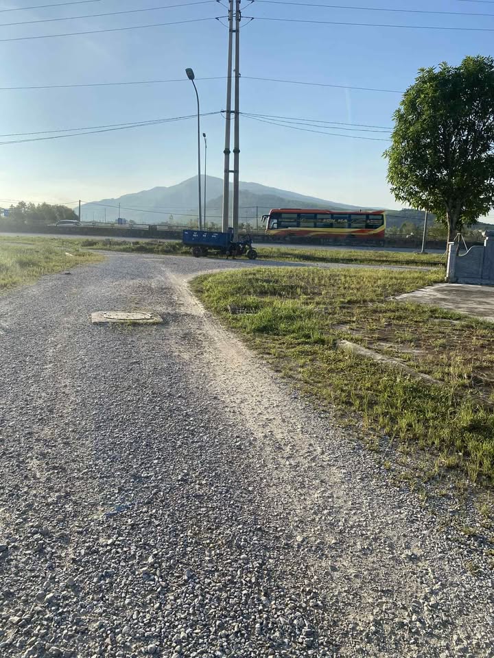 Đất thổ cư Xuân Lâm 100m² giá 1.1 tỷ - Sổ hồng sẵn, công chứng trong ngày!